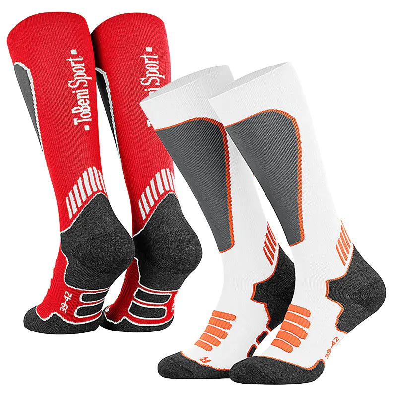 Fotoaufnamen von Schuhen und Strümpfen als einfaches Produktfoto oder in Hollow Man Darstellung Artikelfoto von bedruckten Strümpfen vorne und hinten als Hollow Man