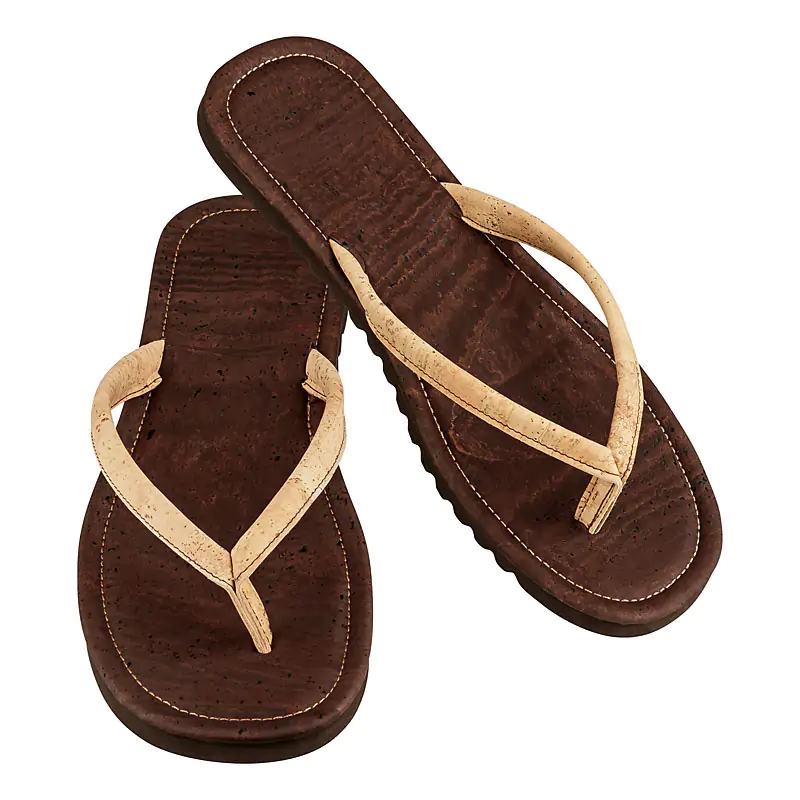 Foto von Zehenschlappen, Badeschuhen, stylisch gelegt Produktfoto Schuhe, Slipper