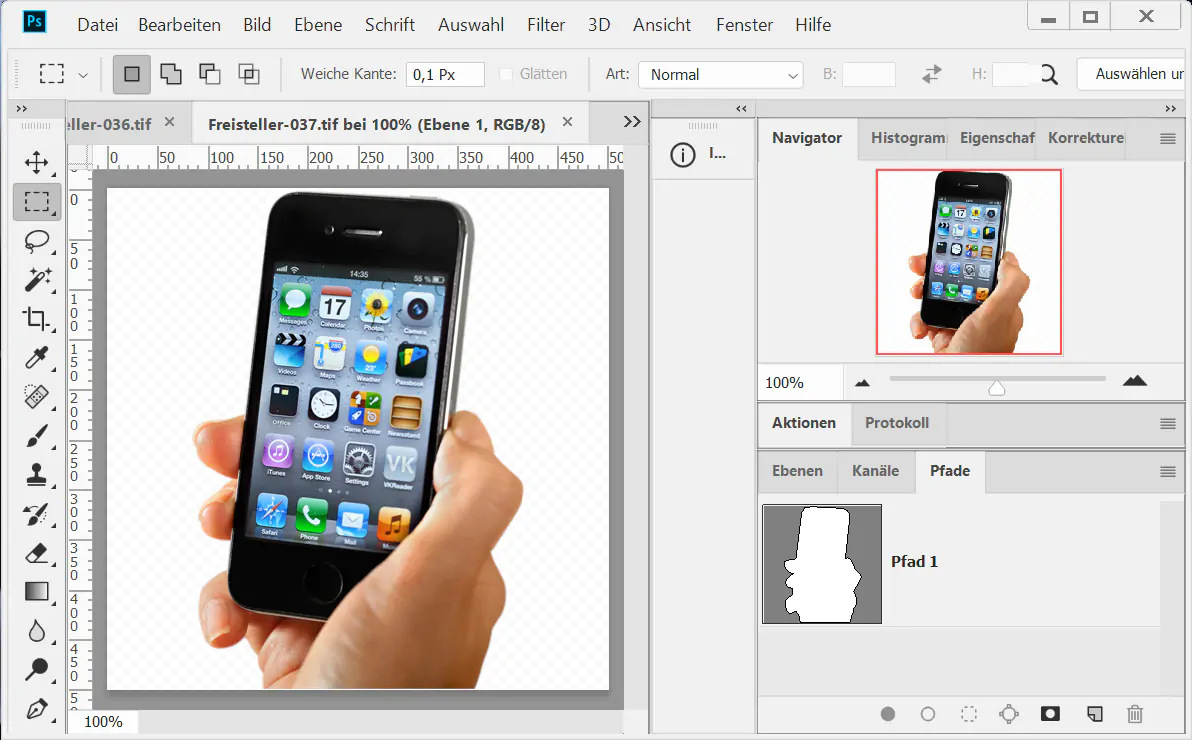 Bild freistellen und Produktfoto ausschneiden Mobiltelefon mit Hand Bild freistellen und Produktfoto ausschneiden Mobiltelefon mit Hand
