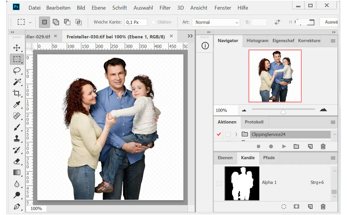 Bildhintergrund entfernen mit Alphakanal Softmasking Familienbild mit Kind Bildhintergrund entfernen mit Alphakanal Softmasking Familienbild mit Kind